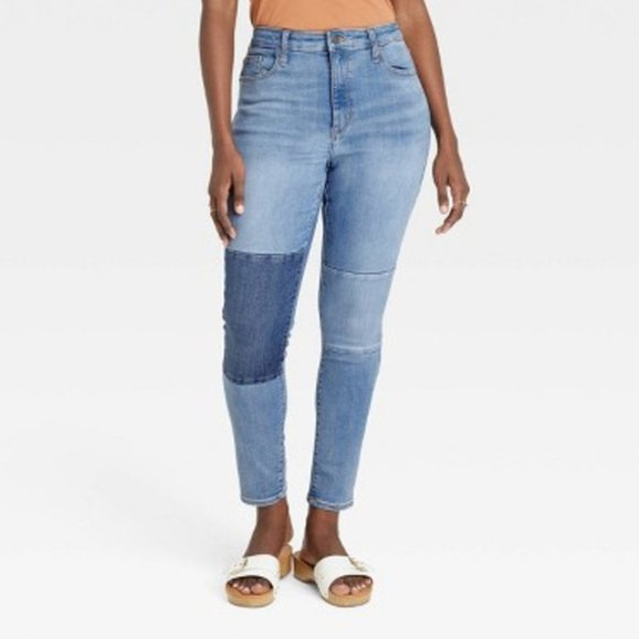 NWT - Women's Mid-Rise Curvy Fit Stretch Skinny Jeans - Universal Thread - Picture 1 of 6